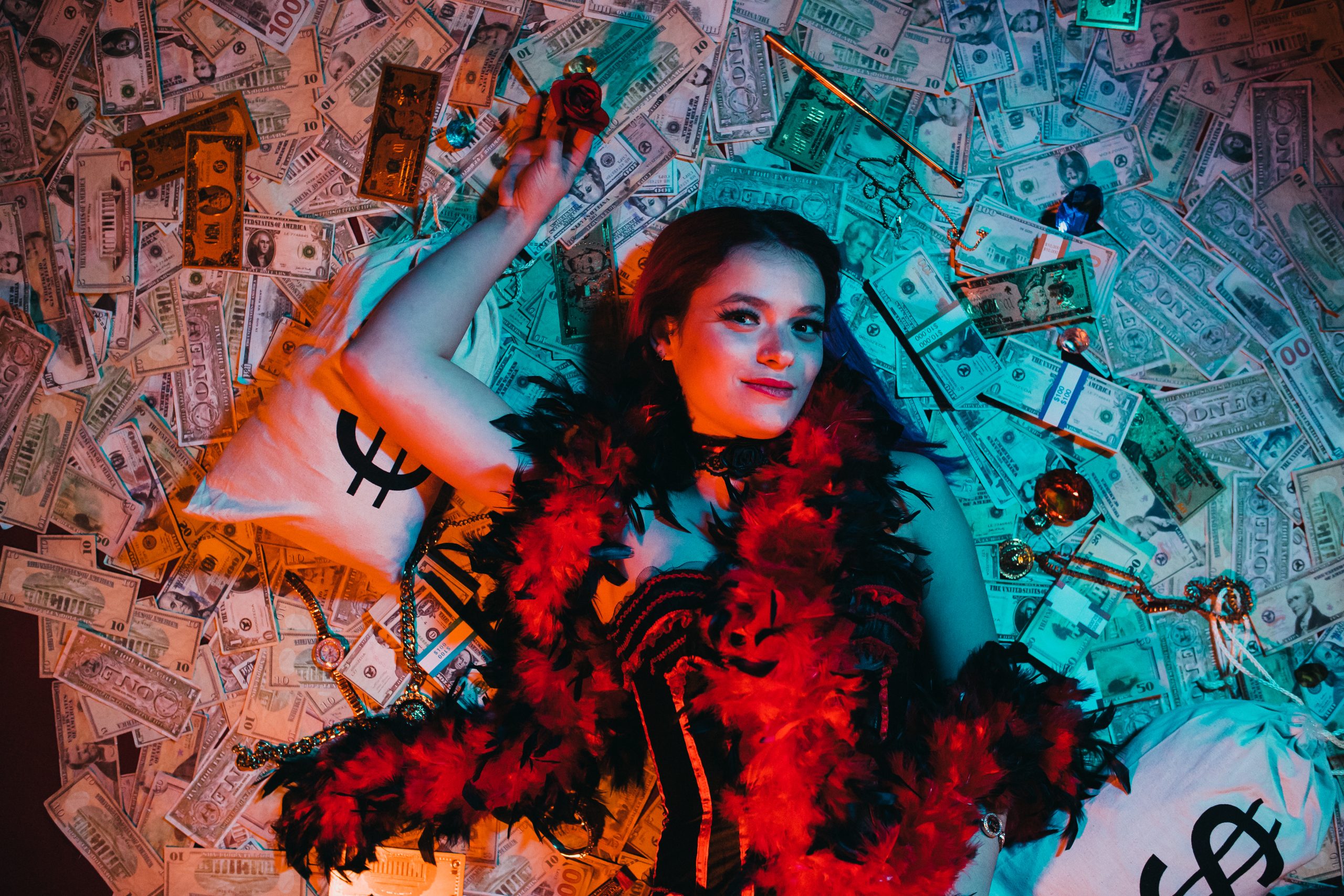 Femme billets Mafia du dimanche lyon opulence