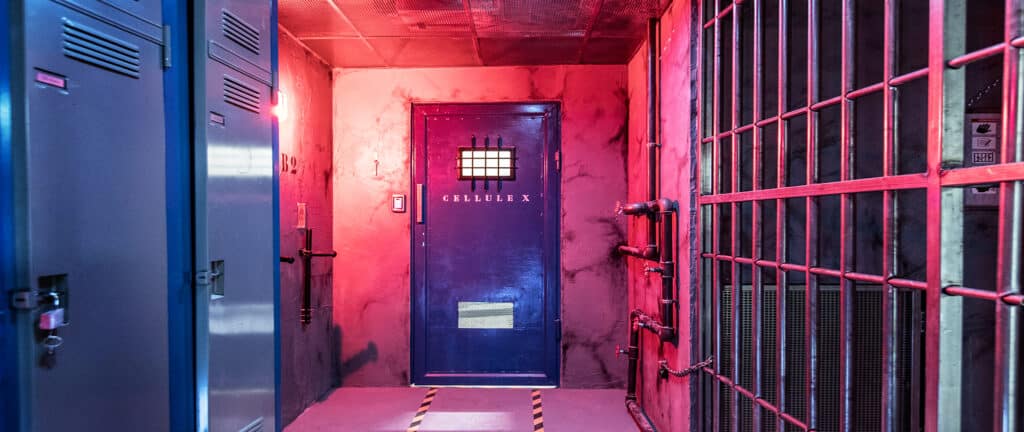 Mission Excursion Carcérale avec décor immersif